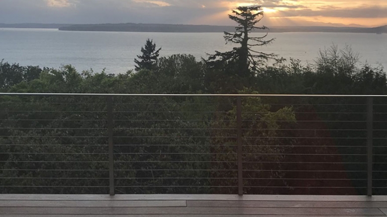 rainier-railing-system-shoreline